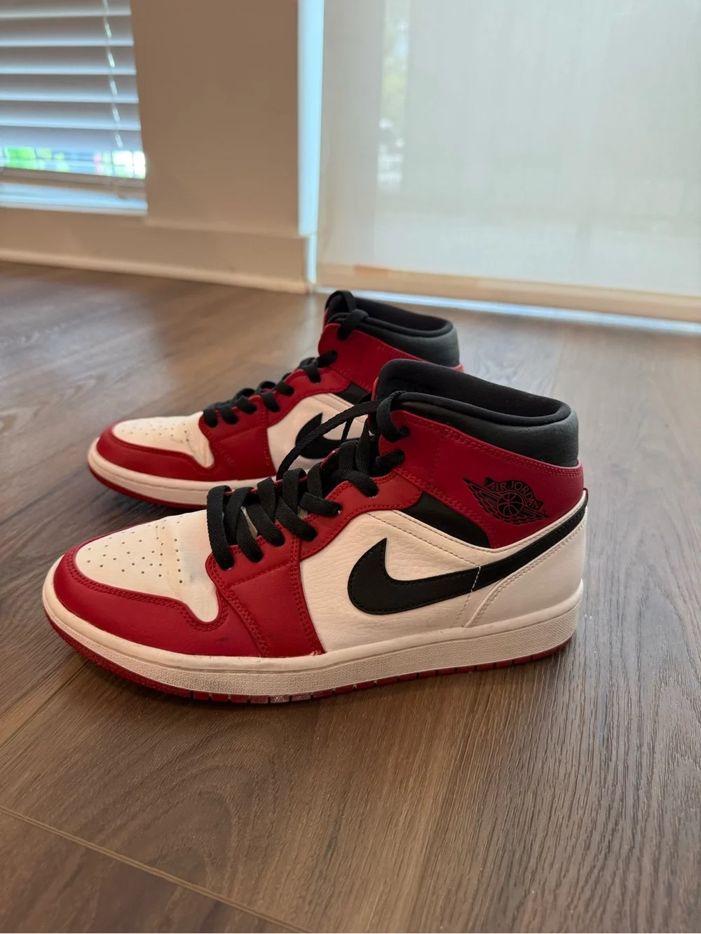 Nike Mid-Top Sneakers in Red, White & Black